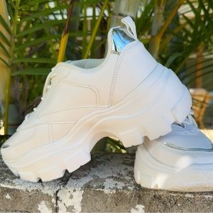 White platform chunky sneakers